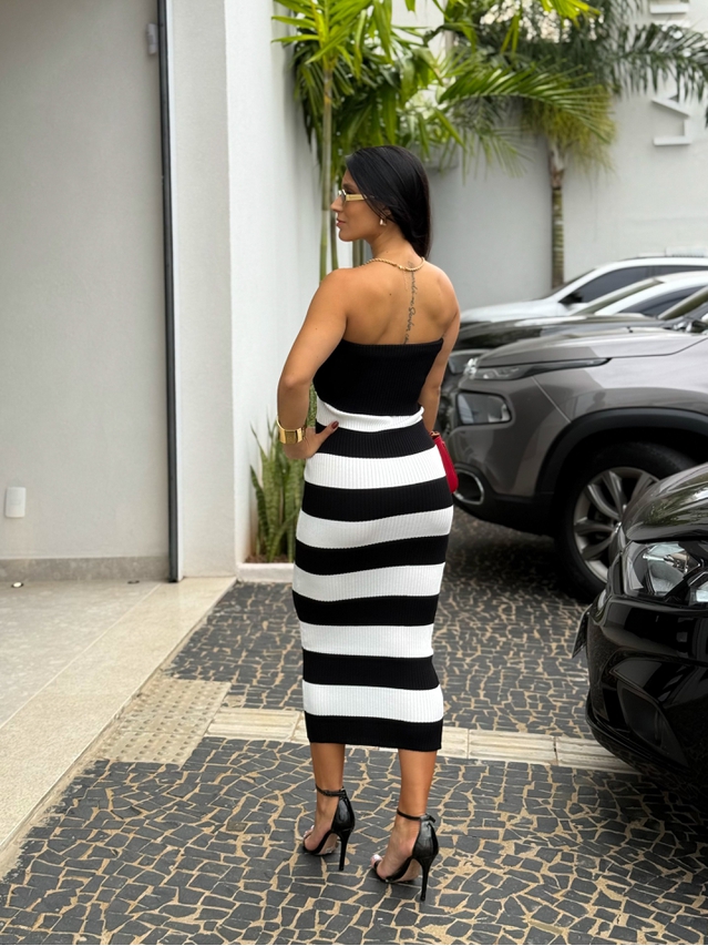 Vestido Tomara que Caia Listrado Preto