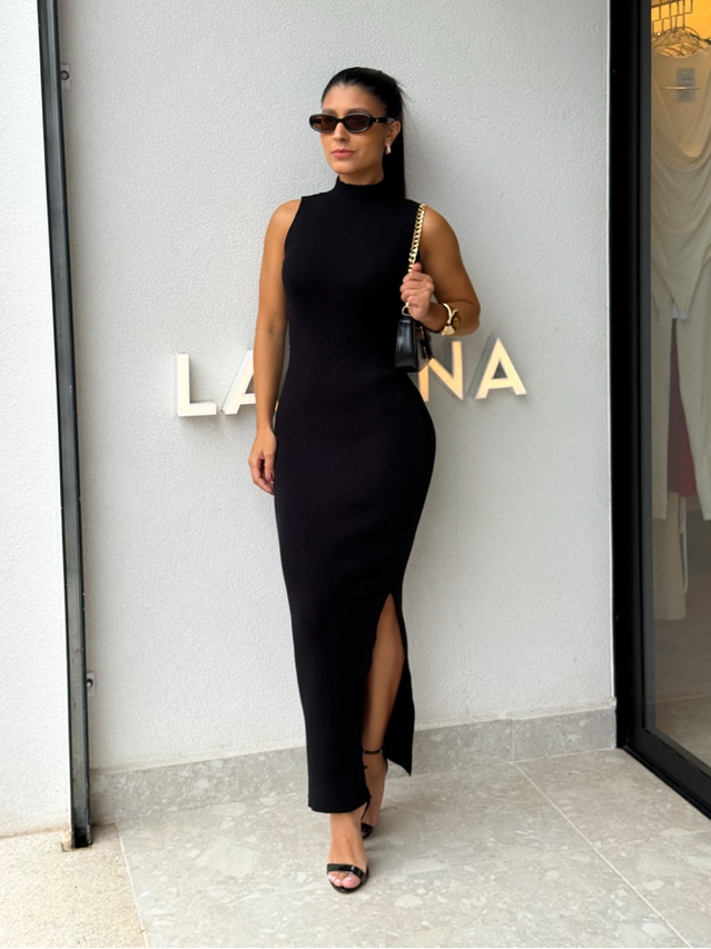 Vestido Midi Tricot Simone Preto 