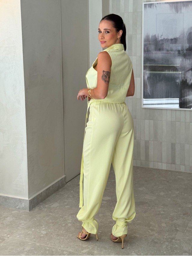 Conjunto Cargo Vanessa Amarelo