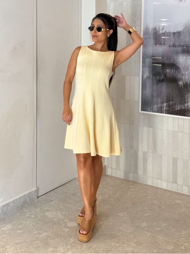 Vestido Regata Evasê Laila Manteiga
