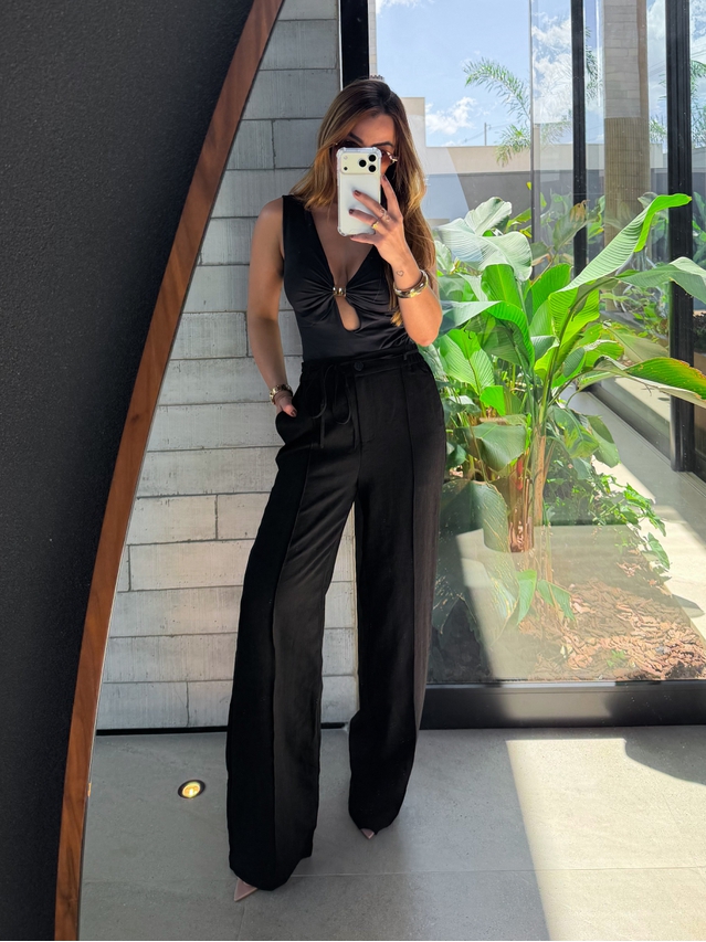 Body Decote Debora Preto 