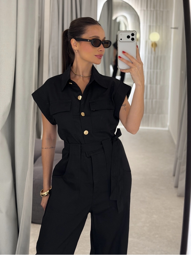 Macacão Botões Maristela Preto 