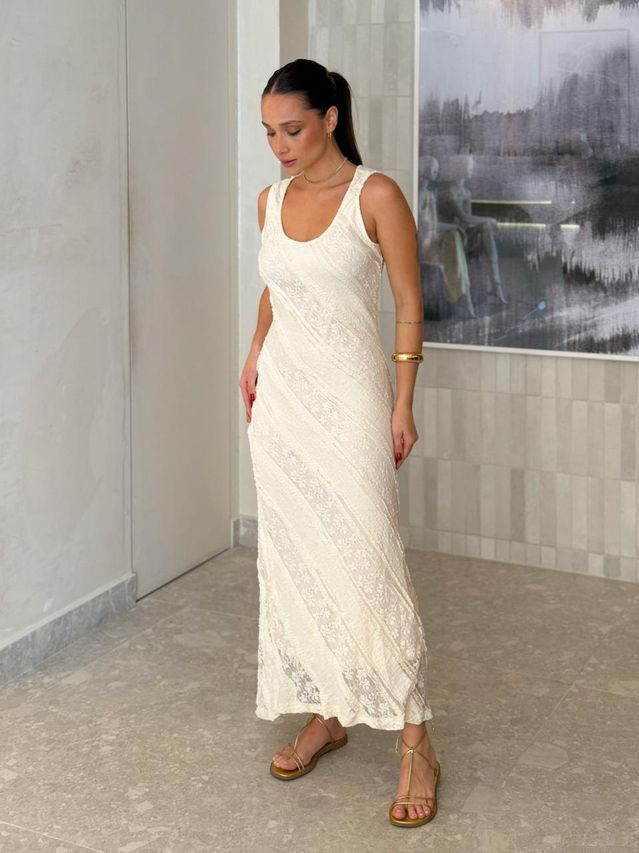 Vestido Midi Rendado Amy Off