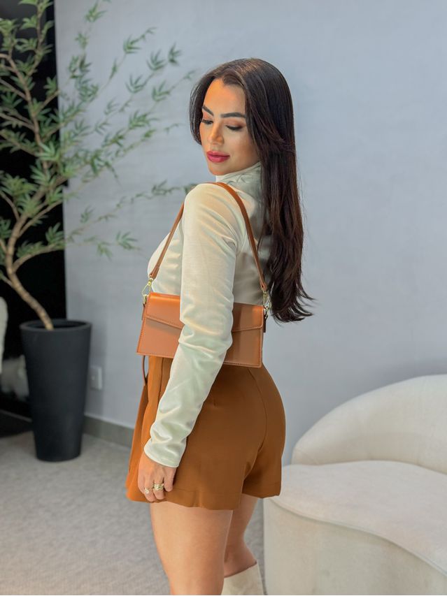 Short Saia Prega Caramelo