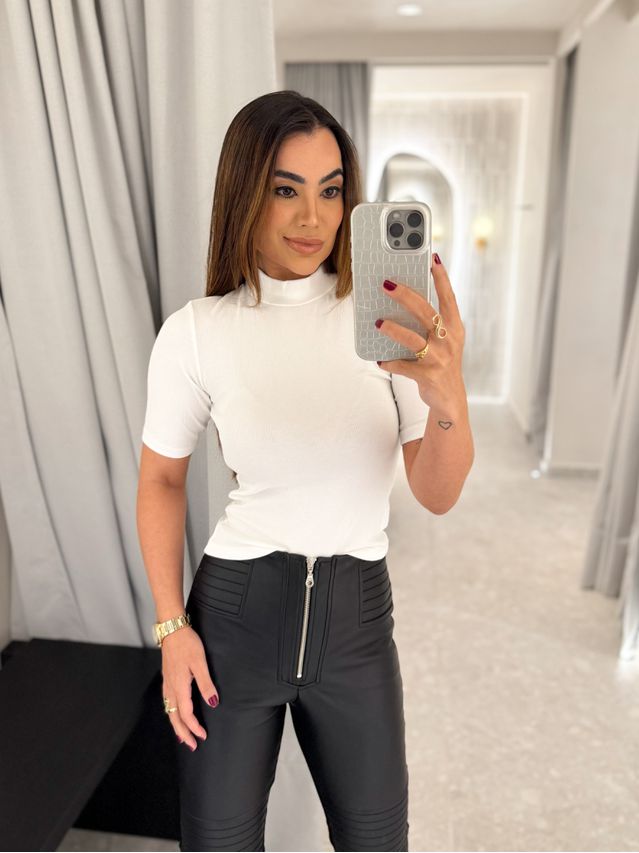 Blusa Manguinha Canelada Branca