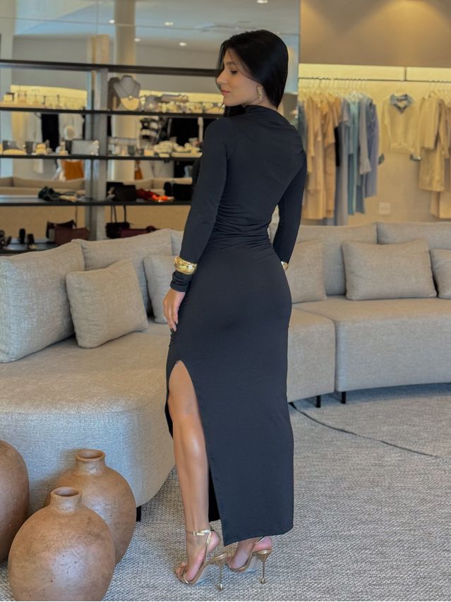 Vestido Suplex Manga Longa Preto