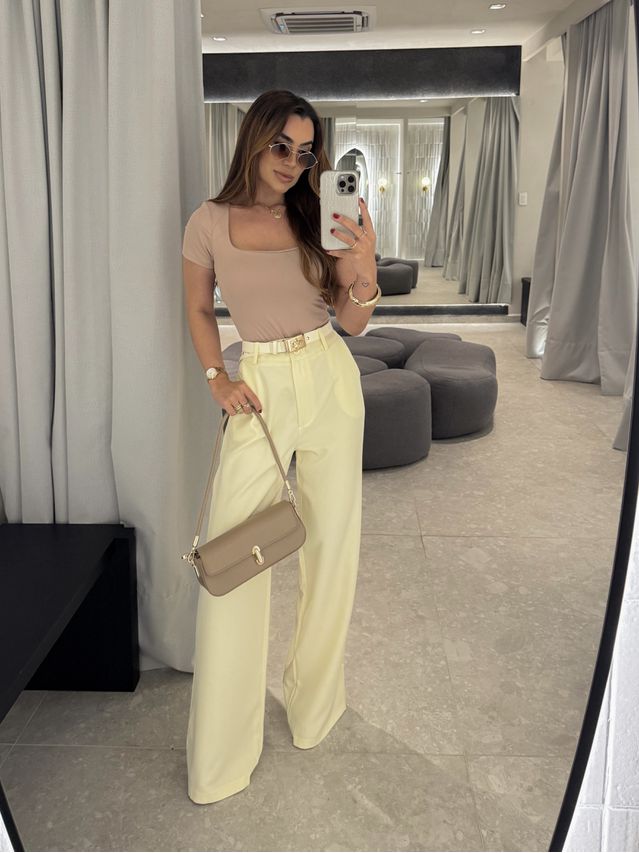 Calça Pantalona Beatriz Manteiga