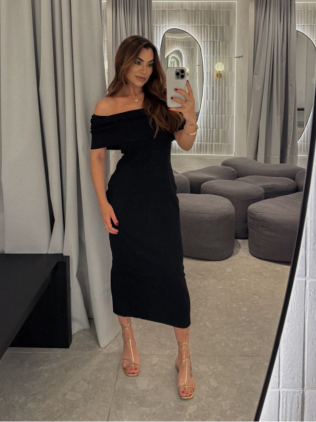 Vestido Canelado Ombro a Ombro Mariah Preto