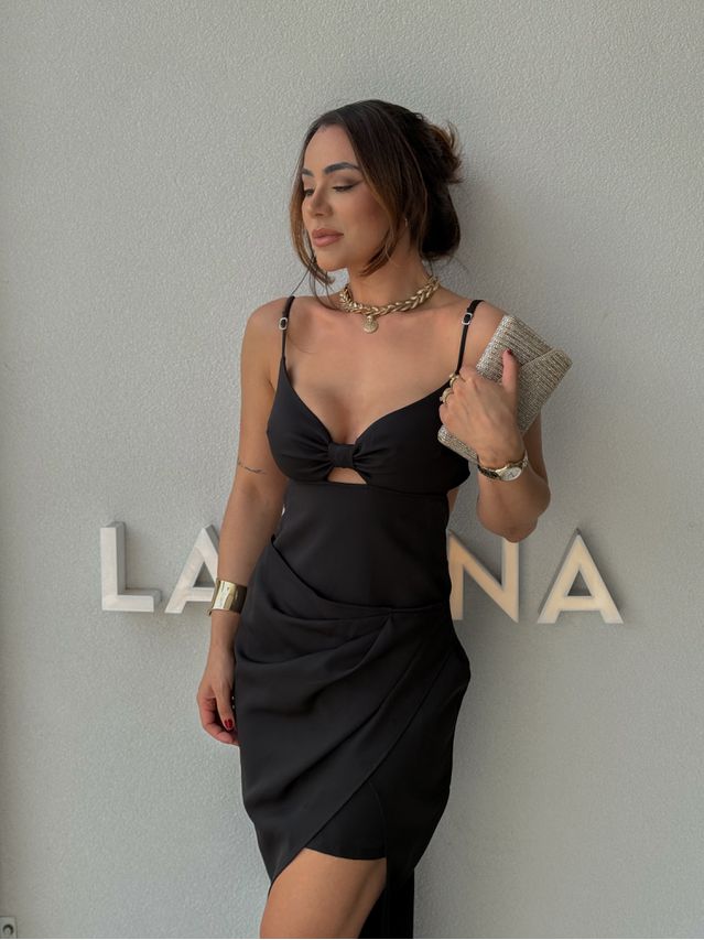 Vestido Midi Poliana Preto
