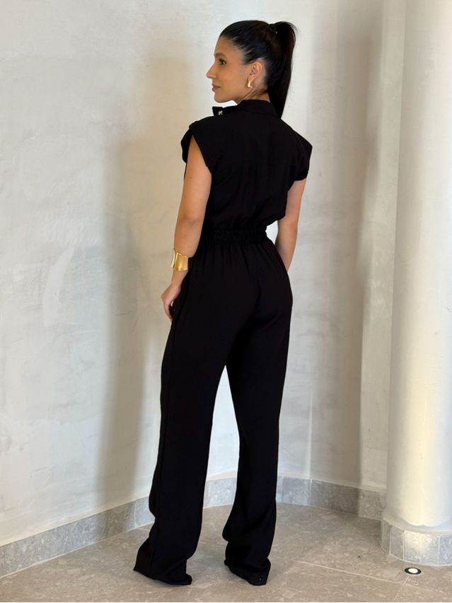 Macacão Tereza Preto 