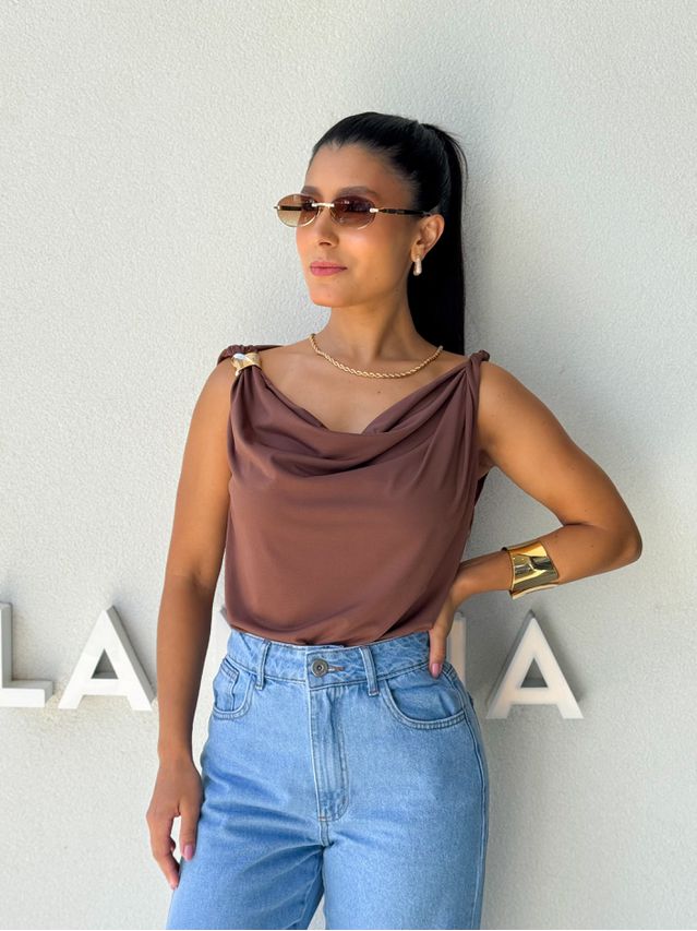 Blusa Ombro a Ombro Emília Café 