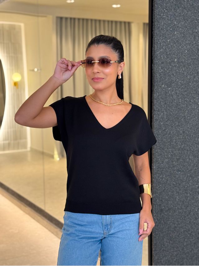 Blusa Decote Eliane Preta