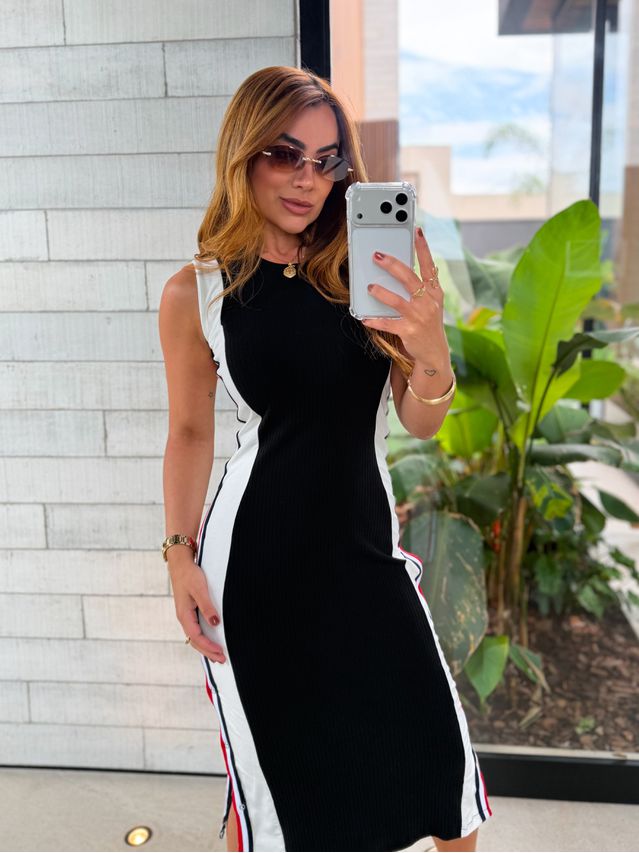 Vestido Canelado França Preto