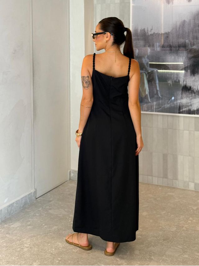 Vestido Midi Basic Geórgia Preto