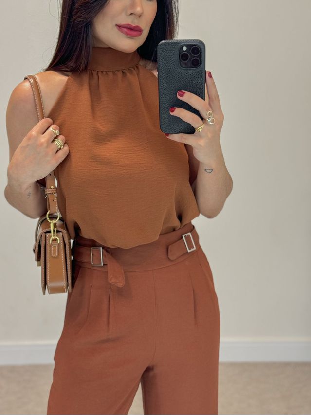 Blusa Gola Alta Julia Marrom