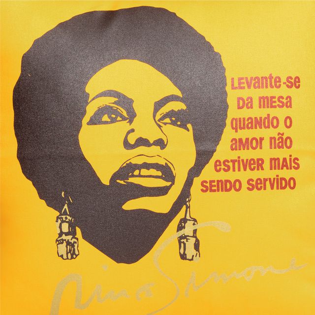 CAPA DE ALMOFADA NINA SIMONE - Amarela