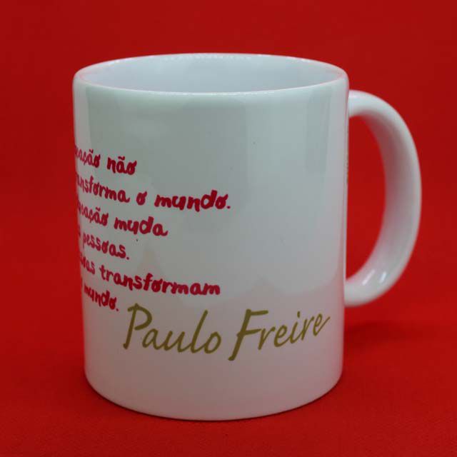 Caneca Paulo Freire Educação