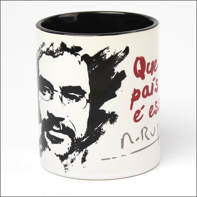 CANECA RENATO RUSSO QUE PAÍS É ESSE - Preta