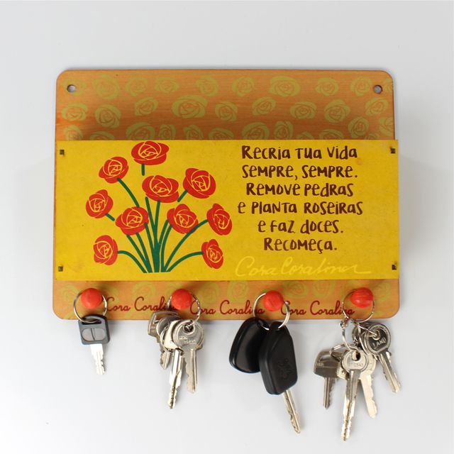 Porta-chaves Cora Coralina - Recria