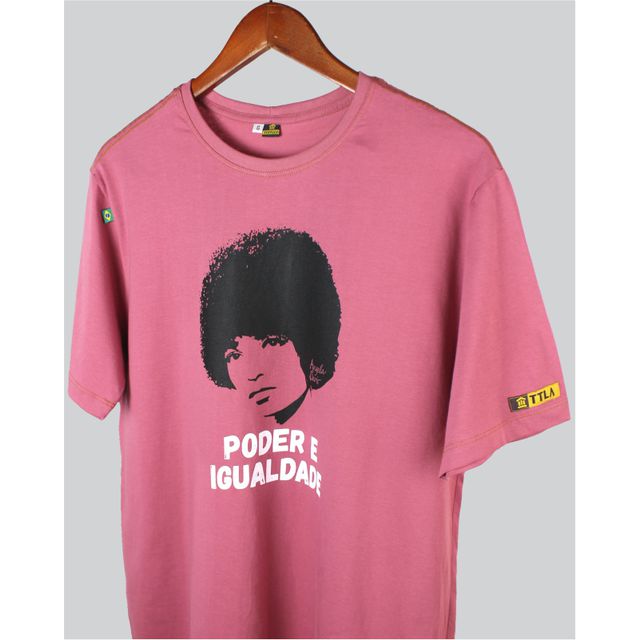 Camiseta Angela Davis - Goiaba