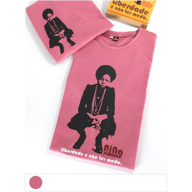 Camiseta Nina Simone Liberdade - Goiaba