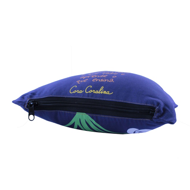 Capa de Almofada Cora Coralina Professor Azul