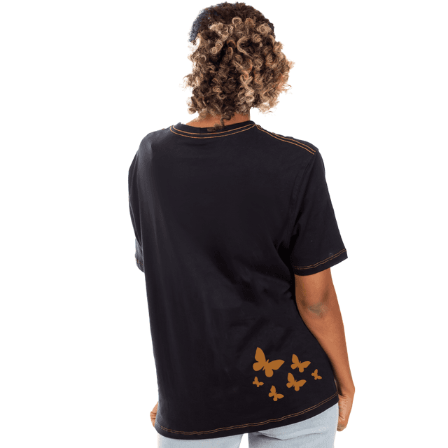 Camiseta Macondo - preta