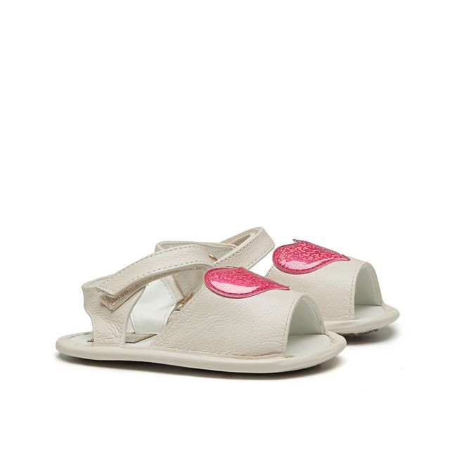 Sandália Branca Coração Baby Gats