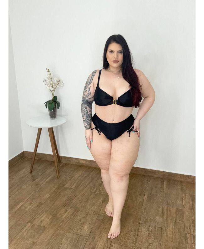 Biquíni Plus Size Meia Taça Leblon Preto com fio d... - JOYCE PRADO