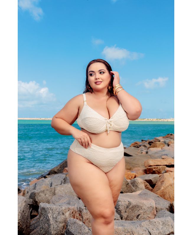 Biquini Meia Taça Caribe Wisor White com calcinha Hot pant