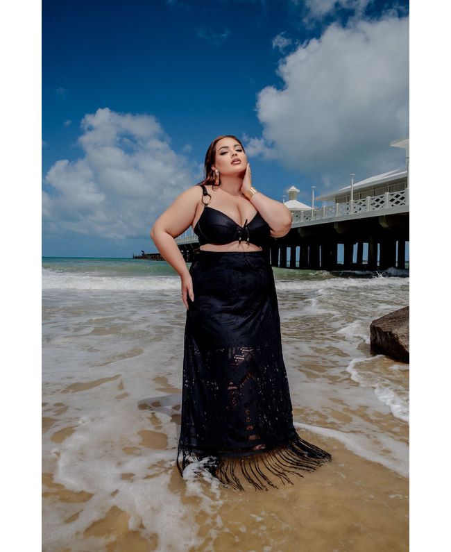 Saia Plus Size Renda Preta com forro e franja