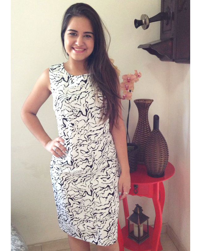 VESTIDO SOCIAL TUBINHO MIDI BRANCO COM PRETO