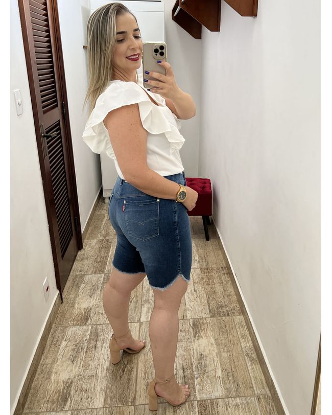 Bermuda Feminina Jeans Loopper Desfiada na Barra