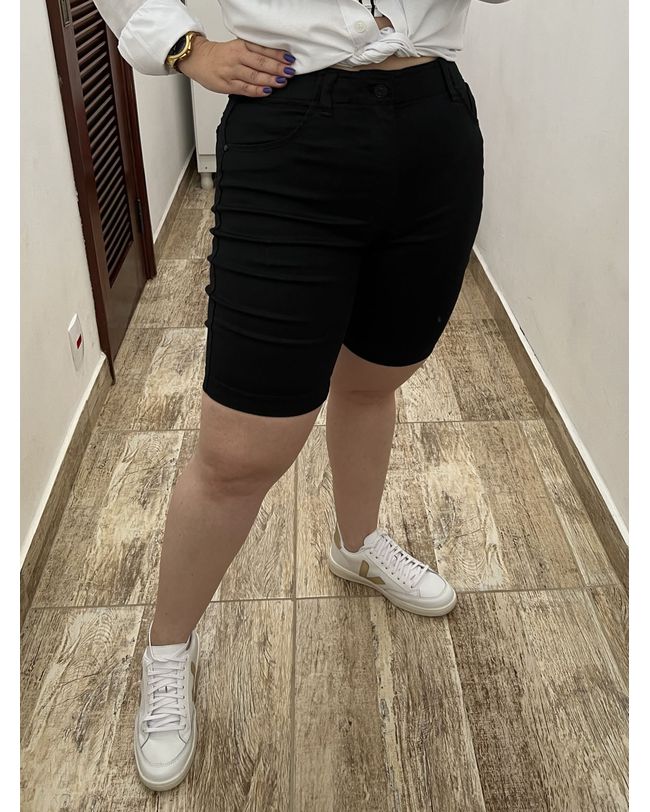 BERMUDA FEMININA CICLISTA COMPRIDA PRETA SARJA LOOPPER