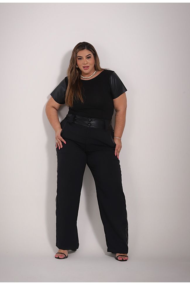 Blusa Hanne Black - TA241961 - TAMTAUM PLUS SIZE FASHION