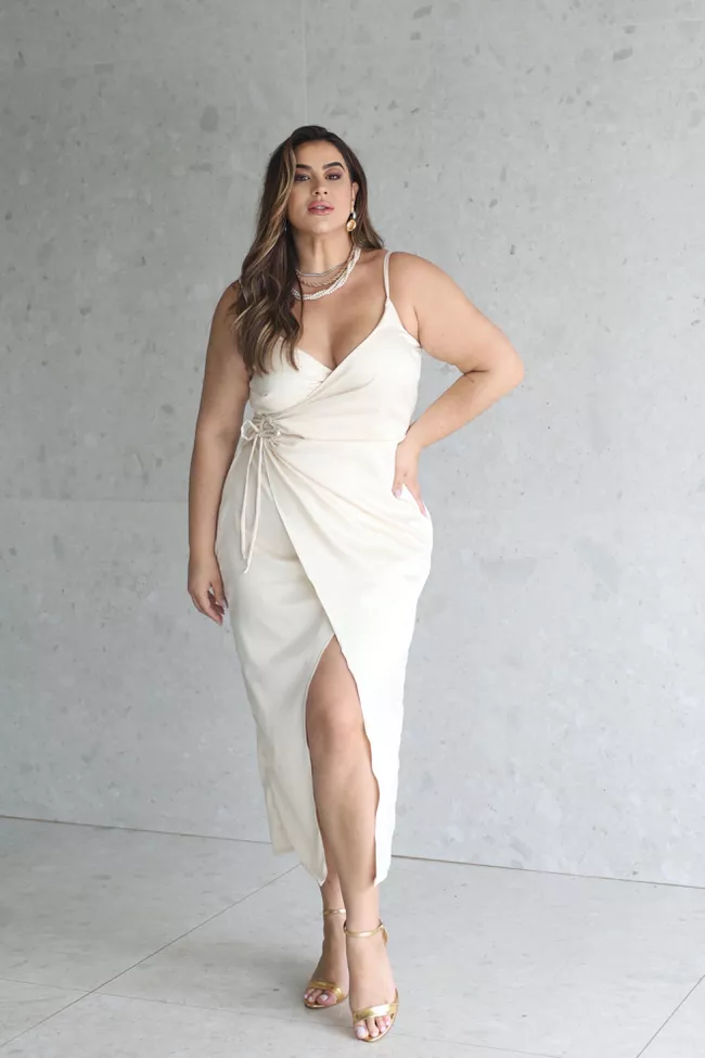 Vestido Camélia | TAMTAUM PLUS SIZE FASHION