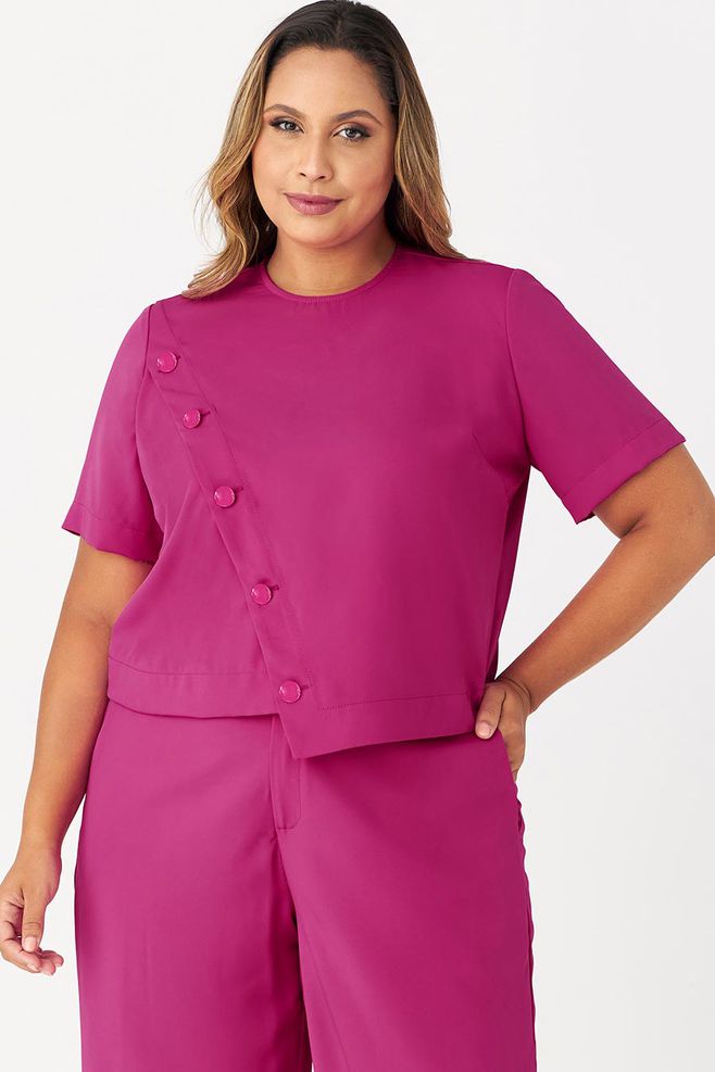 Blusa MySize com Abotoamento Feminino - Flash