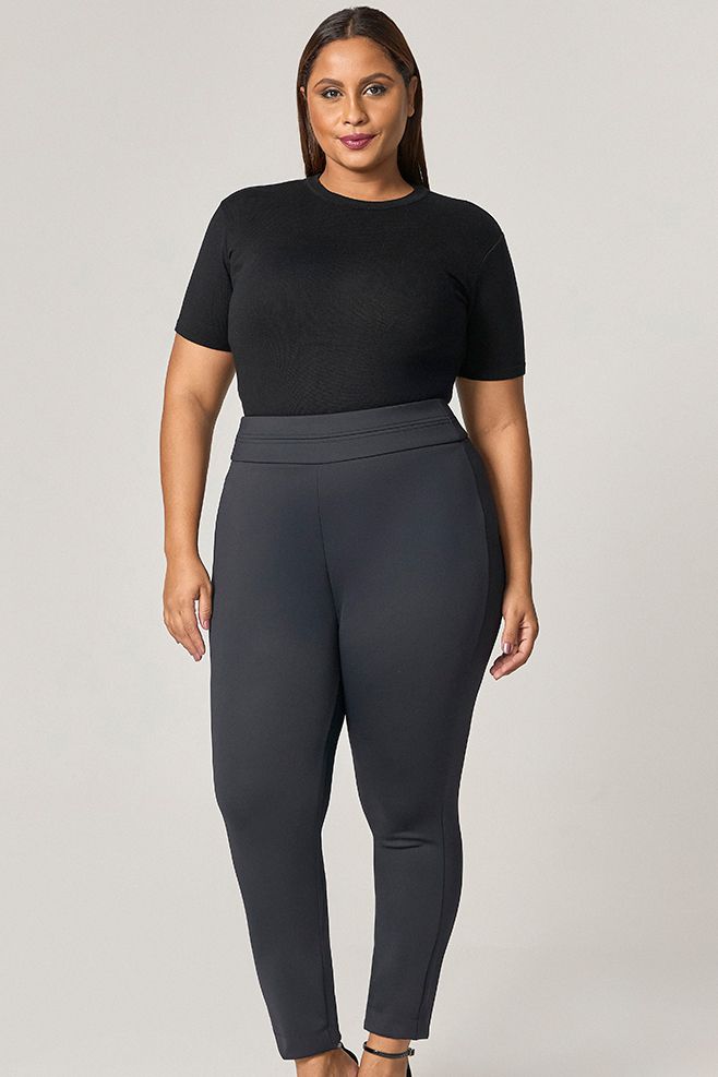 Calça Alfaiataria com Recortes - MySize Mirror