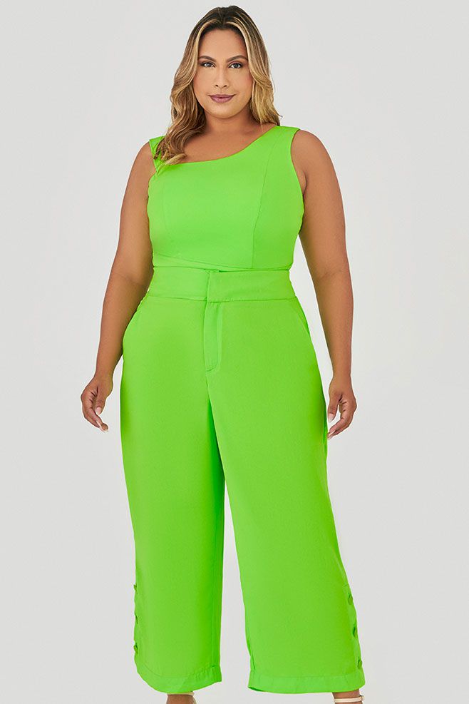 Calça Pantacourt com Detalhe Botão - MySize - Trópicos 