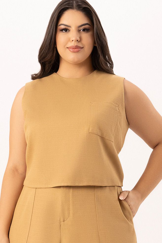 Blusa MySize Cropped com Bolso - Urban Flowers