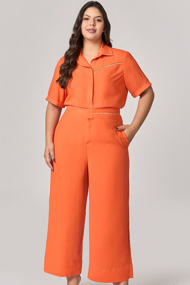 Calça Pantacourt com Detalhe Guipir MySize - Verano