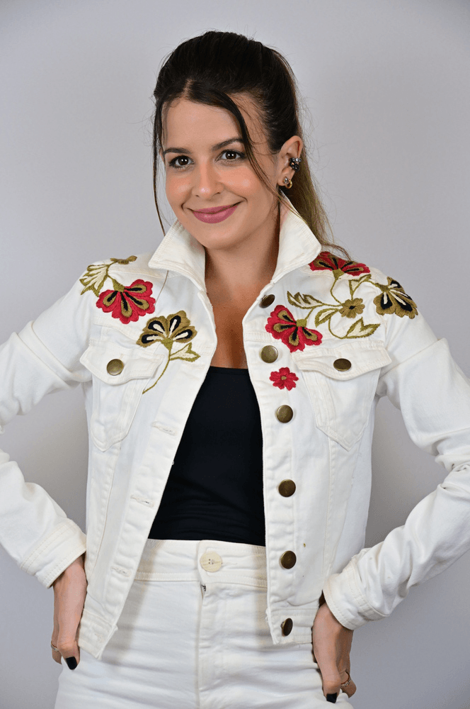 Jaqueta Jeans Off White Modelo Berlim - BIAAGUILA