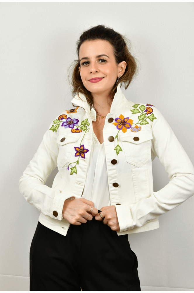 Jaqueta Jeans Off White Modelo Verona - BIAAGUILA
