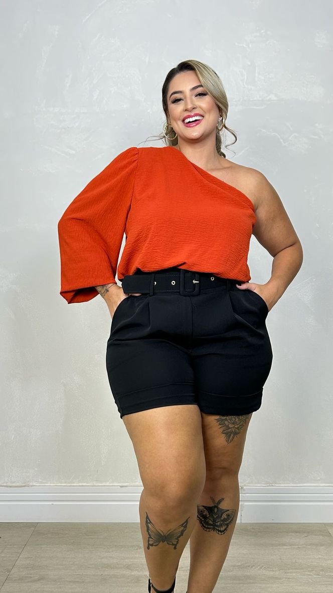 Shorts Social Com Cinto Encapado Preto