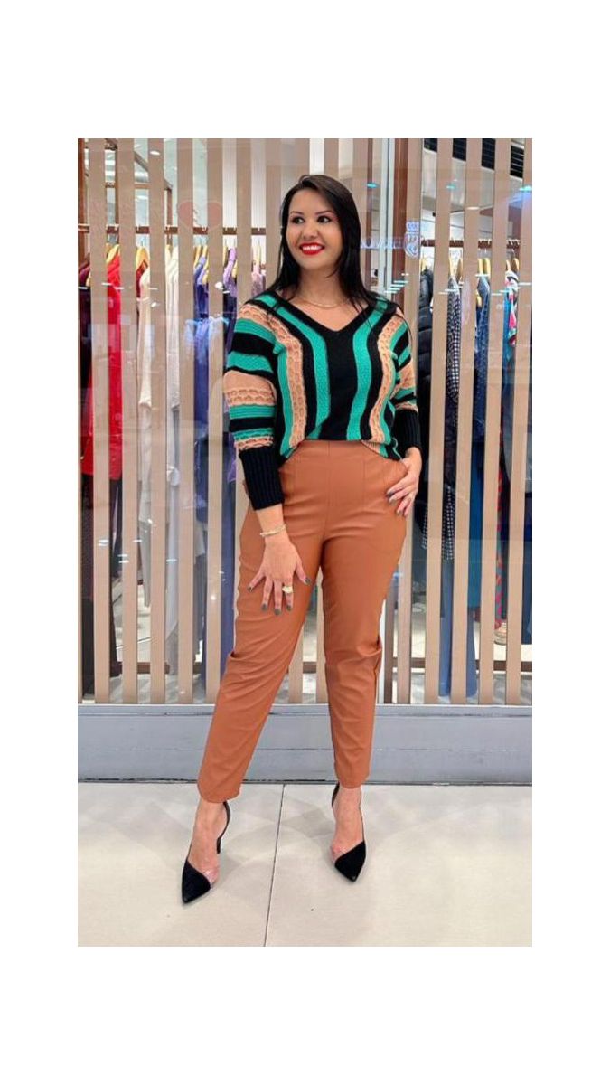 Calça cigarrete zara couro fake de P.U Ref:3078