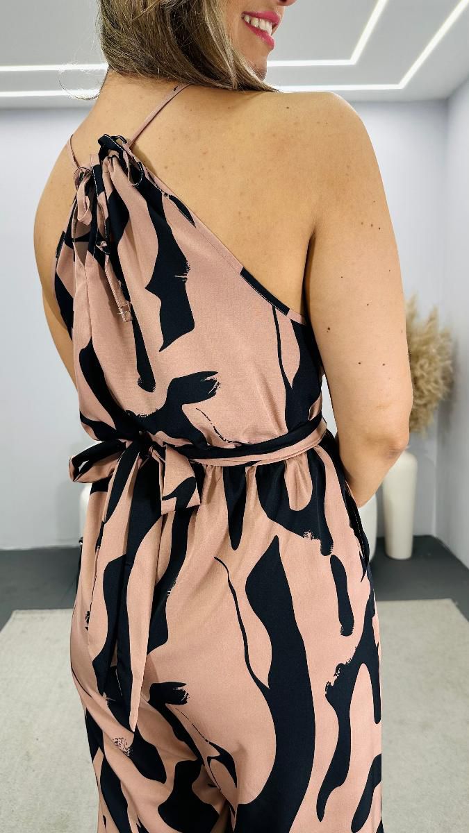 MACACAO CIGARRETE LIVIA