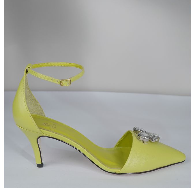 Scarpin Verde Limão Salto Fino Couro