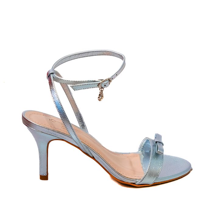 Sandália Prata Salto Fino Bia Couro