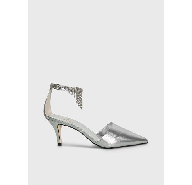 Scarpin Prata Couro Salto Fino Strass