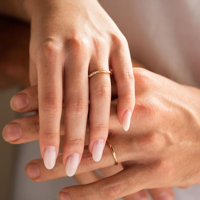 Aliança Casamento em ouro 1.5mm Torcida Cloe - Par 